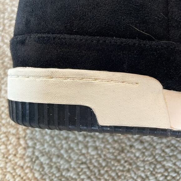 Vince Rhys Chelsea Suede Short Sneaker Boots Water Repellent Women’s size 10 - Picture 13 of 16